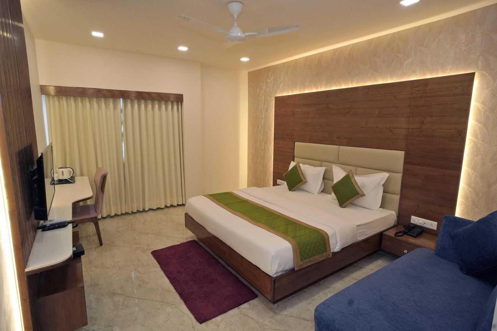 Hotel O The Kia Residency Hotel And Banquet Amhedabad Dış mekan fotoğraf